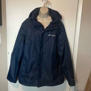 Columbia Omni-Tech hooded rain coat